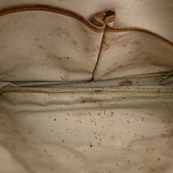LOUIS VUITTON Reporter GM Crossbody Shoulder Bag - Picture 3 of 16